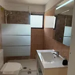 Semesterbostad Dave Place - 3 Bedroom House Alte