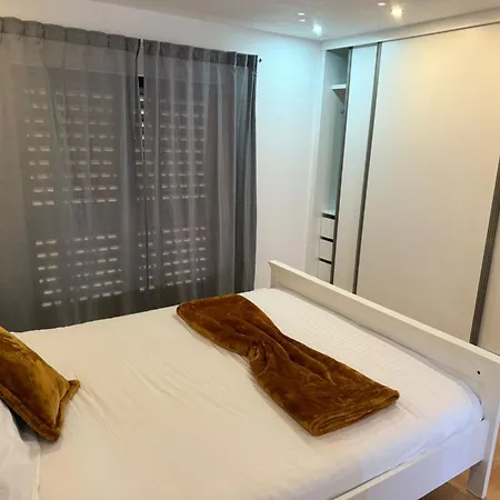 Holiday home Dave Place - 3 Bedroom House