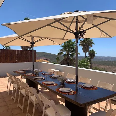 Dave Place - 3 Bedroom House Nyaraló Alte